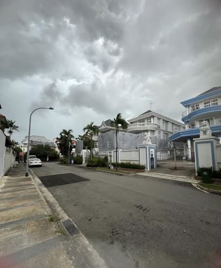 Jalan Ismail photo 2
