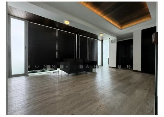 Rare Freehold Detached House in Kembangan Estate photo 3