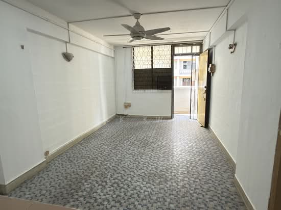 86 COMMONWEALTH CLOSE photo 2