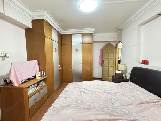 822 JURONG WEST STREET 81 photo 4