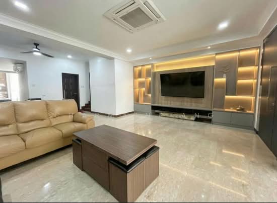 D23 RARE BEAUTIFULLY RENOVATED TERRACE HOUSE FOR SALE! SERIOUS SELLER image 1 of 5