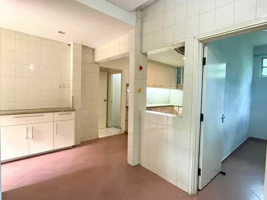 Freehold Detached House at Quiet Luxury Enclave with Rebuild Opportunity photo 6