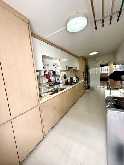 205 SERANGOON CENTRAL photo 3