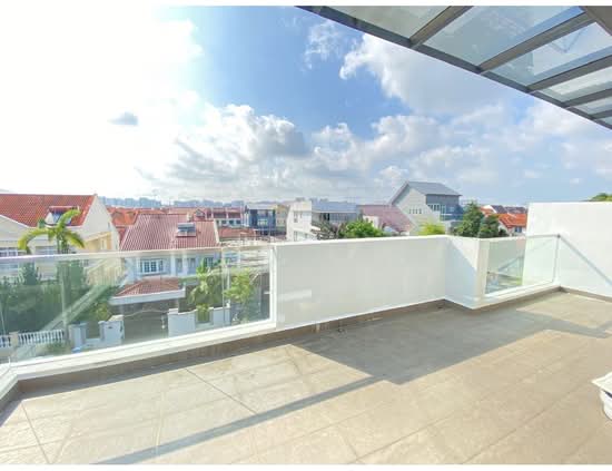 Seletar Hills Estate photo 2