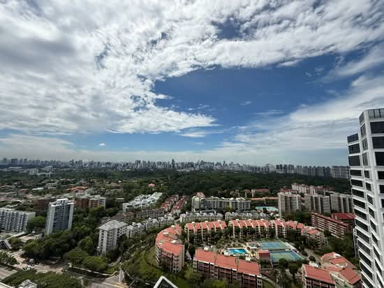 D'Leedon image 1 of 9