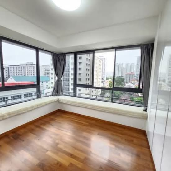 Regent Residences photo 3