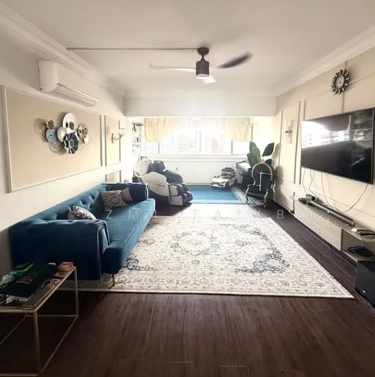 351 Hougang Avenue 7 image 1 of 10