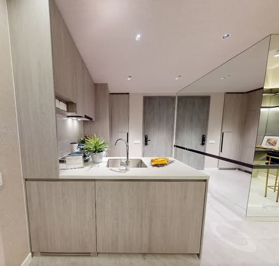 THE LAKEGARDEN RESIDENCES