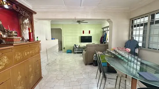 943 Hougang Street 92 image 1 of 10
