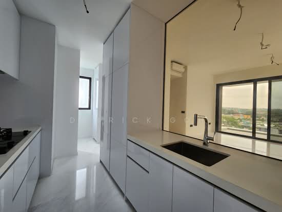 PEAK RESIDENCE photo 3