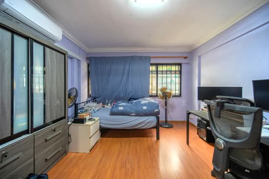 871 WOODLANDS STREET 81 photo 4