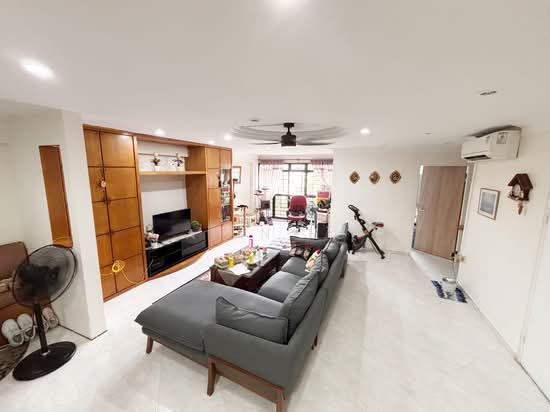 556 WOODLANDS DRIVE 53 photo 4