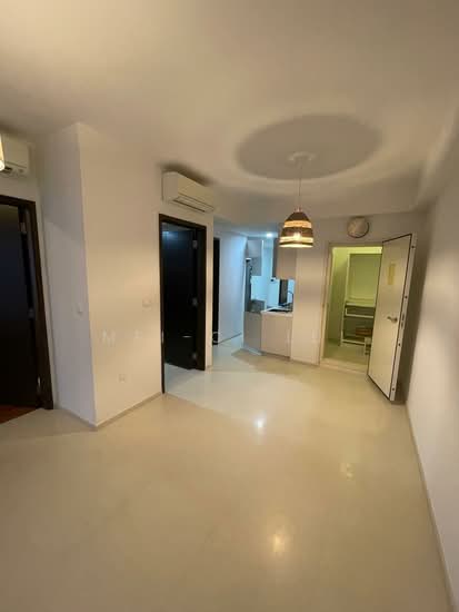REGENT RESIDENCES photo 4