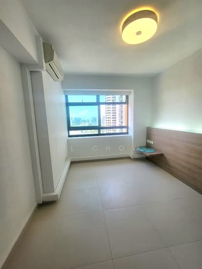 28D DOVER CRESCENT photo 5