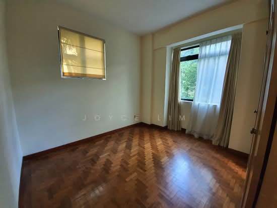 St Thomas Court photo 3