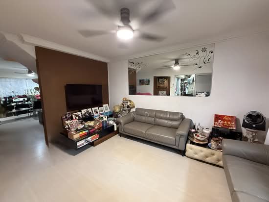 542 SERANGOON NORTH AVENUE 4 photo 3