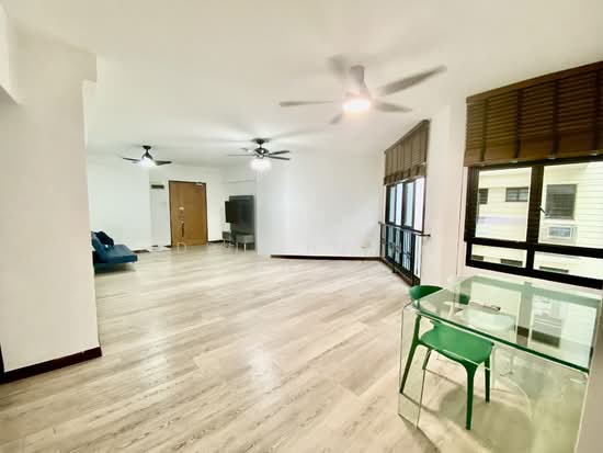989B JURONG WEST STREET 93 photo 3