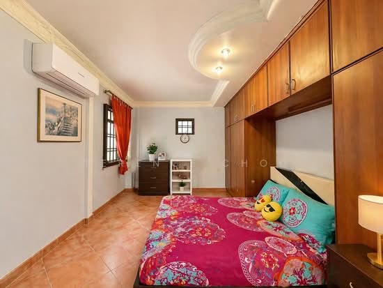 646 WOODLANDS RING ROAD photo 6