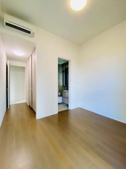 HIGHLINE RESIDENCES photo 6