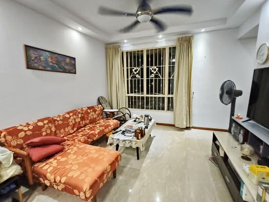 Yishun Emerald image 1 of 9