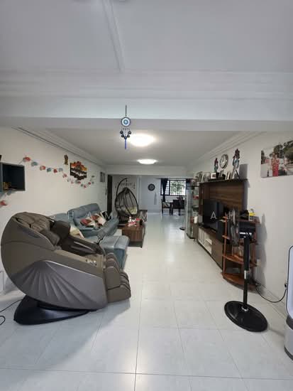 804 TAMPINES AVENUE 4 image 1 of 10