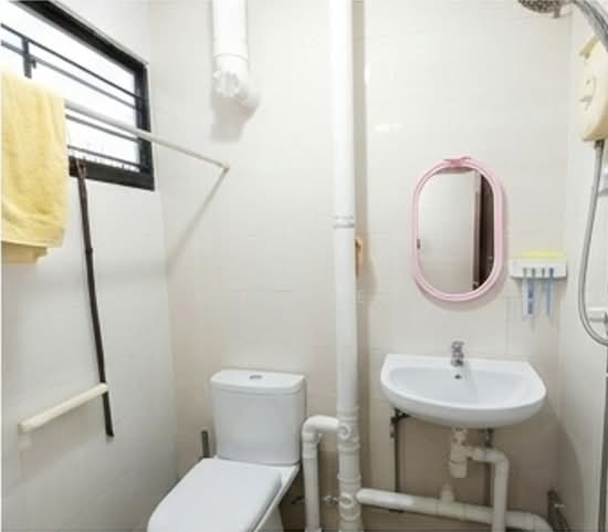 127 ANG MO KIO AVENUE 3 photo 3
