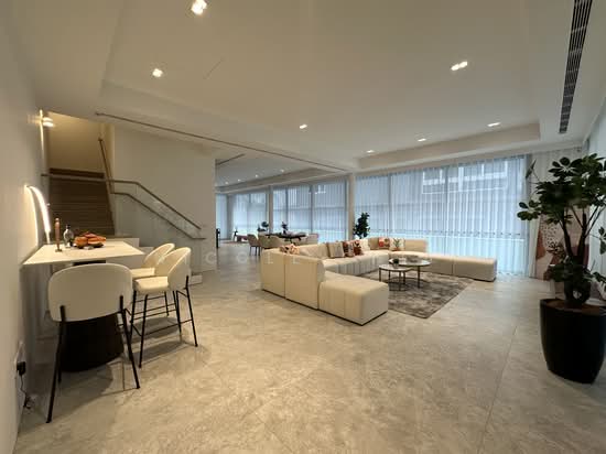Seletar Hills Estate photo 2