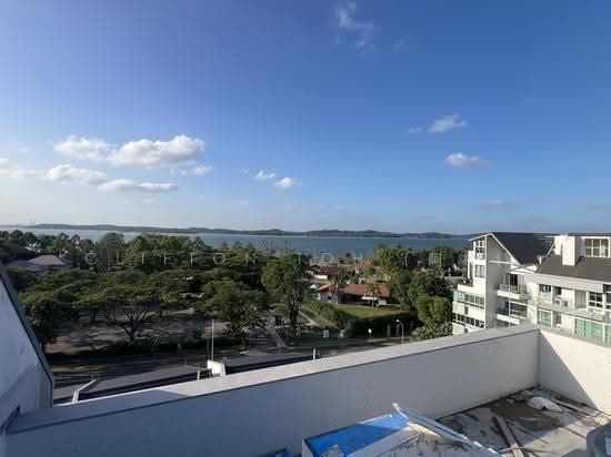 The Shorefront photo 2