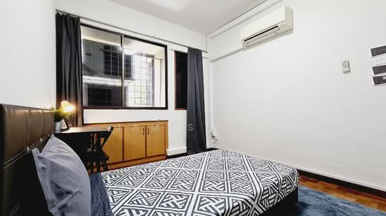 LAKEPOINT CONDOMINIUM photo 5