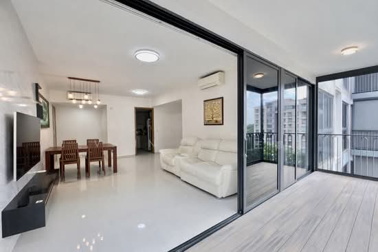 WESTWOOD RESIDENCES photo 3