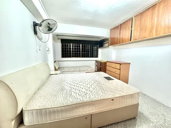 207 TOA PAYOH NORTH photo 3
