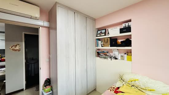 182B WOODLANDS STREET 13 photo 4