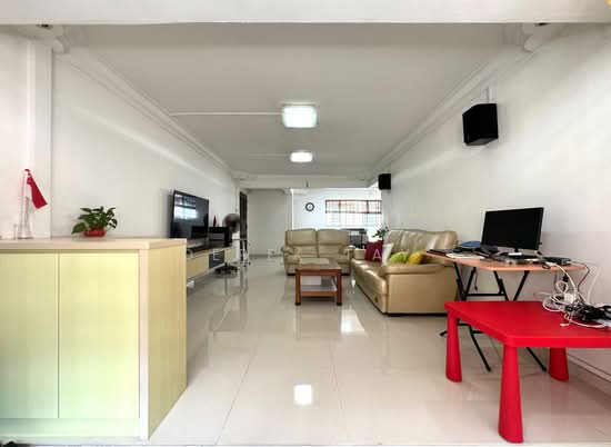 232 YISHUN STREET 21 image 1 of 9