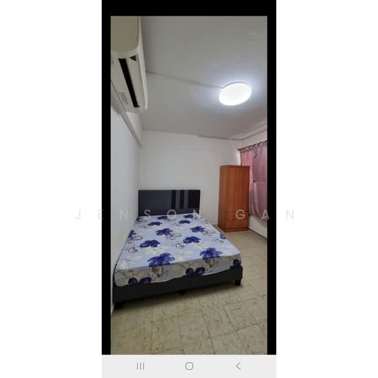 561 ANG MO KIO AVENUE 10 image 1 of 3