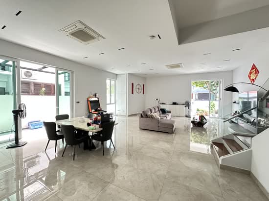 Seletar Hills Estate