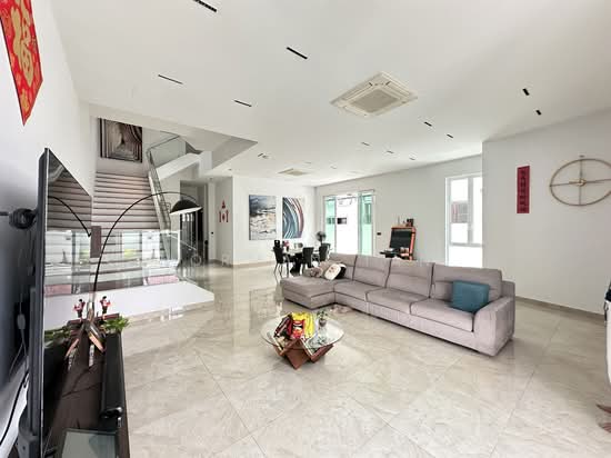 Seletar Hills Estate photo 2