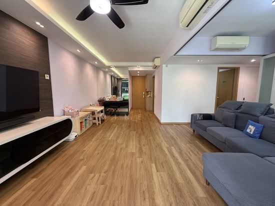 BLOSSOM RESIDENCES photo 2