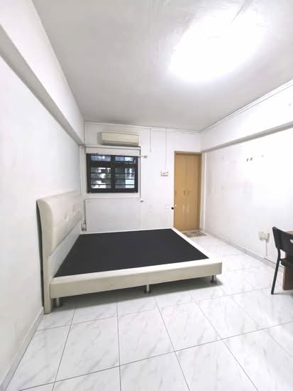 68 TELOK BLANGAH HEIGHTS photo 3