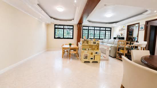 492C TAMPINES STREET 45 photo 4