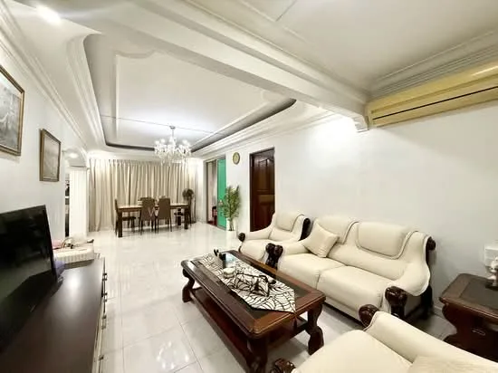 305 Tampines Street 32 image 1 of 10