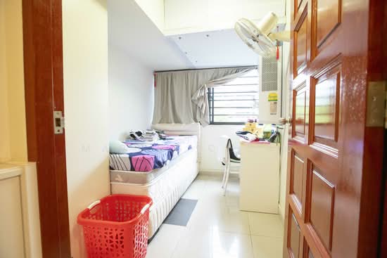 666 YISHUN AVENUE 4 photo 3