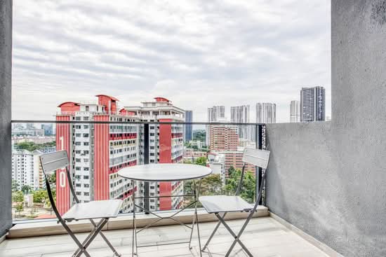 STIRLING RESIDENCES