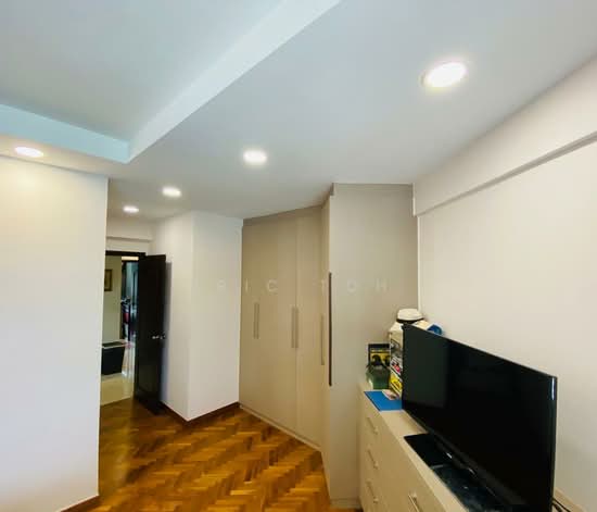 FAIRMOUNT CONDOMINIUM photo 6