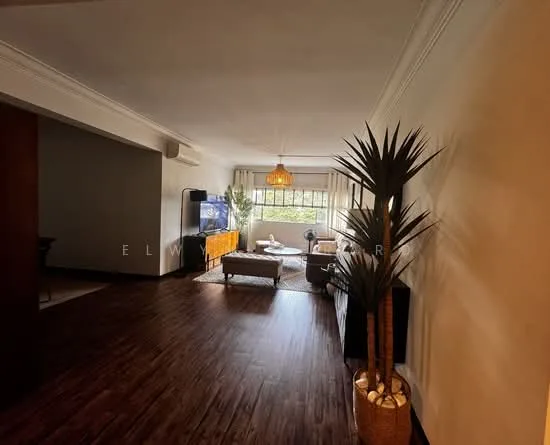 12 Marine Terrace image 1 of 10