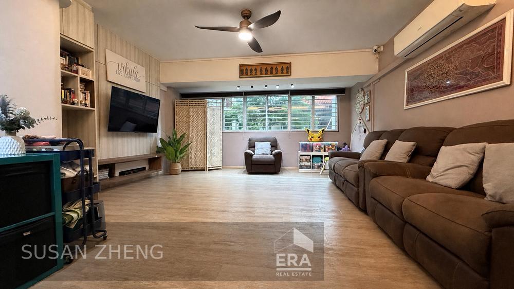 327 JURONG EAST STREET 31 photo 6