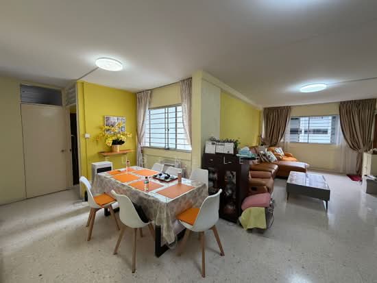 297 TAMPINES STREET 22 photo 2