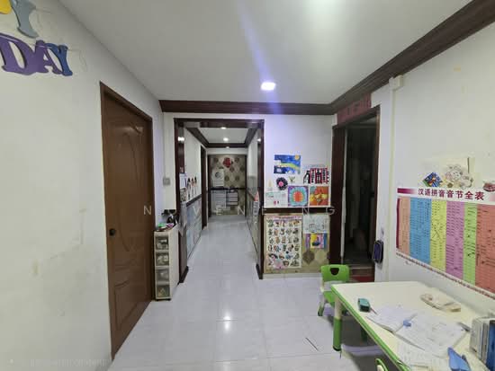 370 WOODLANDS AVENUE 1 photo 5