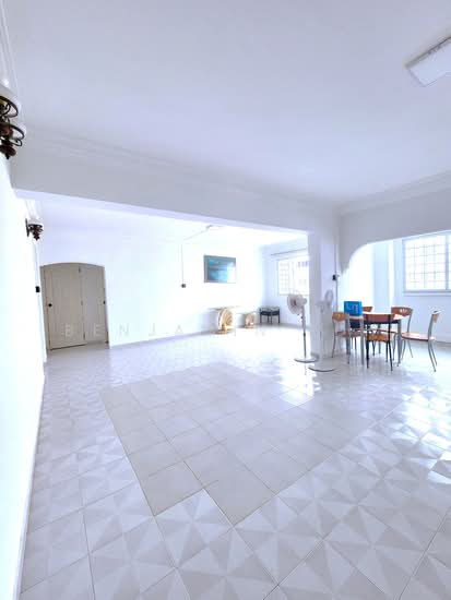 472 PASIR RIS DRIVE 6 image 1 of 10