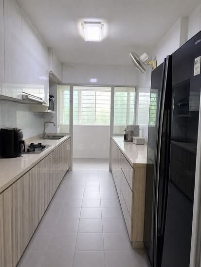 468C FERNVALE LINK photo 5