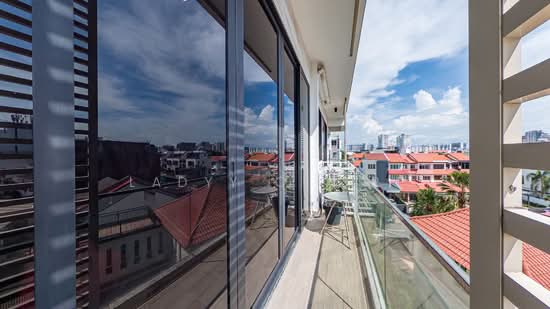 Berkeley Residences photo 5